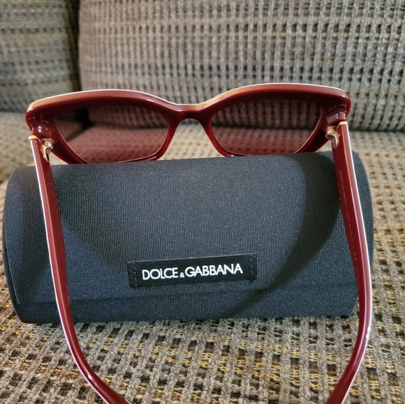 Authentic Dolce Gabbana sunglasses 👓 - Picture 9 of 11